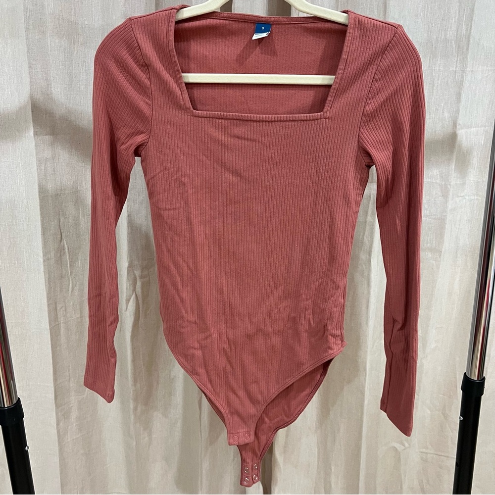 Old Navy Square Neck Pink Bodysuit US Size Small